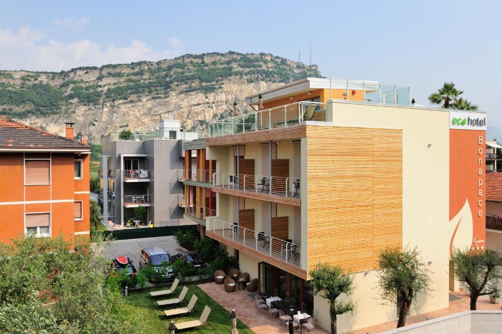 Eco Hotel Bonapace Torbole Sul Garda Extérieur photo