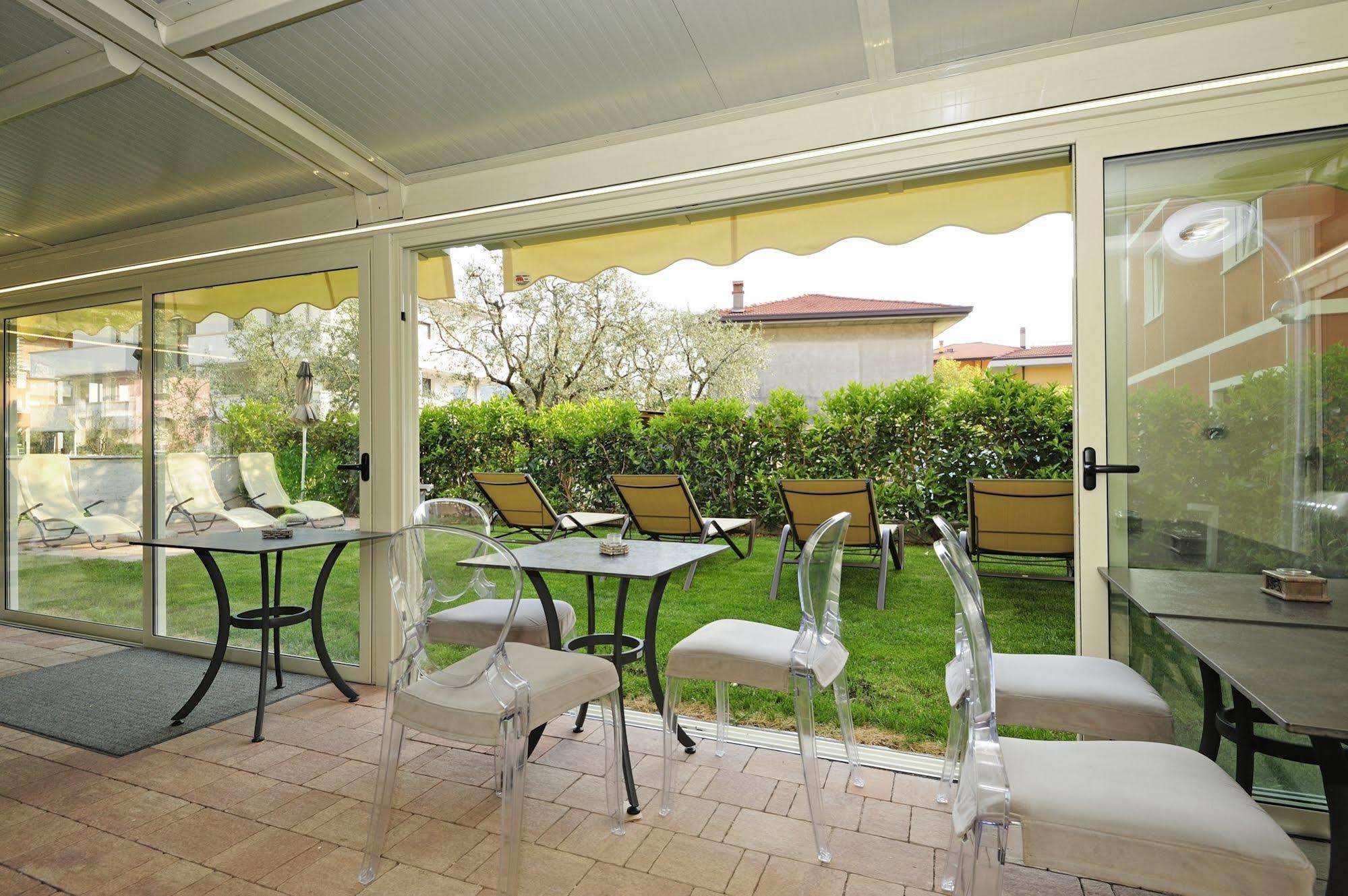 Eco Hotel Bonapace Torbole Sul Garda Extérieur photo